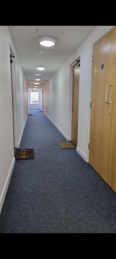 Spacious London Apartment 5 Min Walk To Leytonstone Underground Station And 5 Stops To Zone 1 Ngoại thất bức ảnh